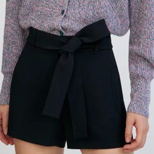 Aritzia Wilfred Tie-Front Shorts in Black